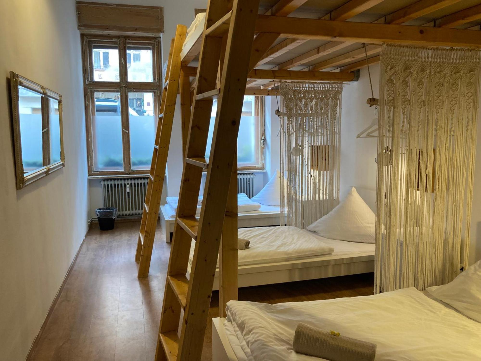 Bed in 6-Bed Dormitory Room,1128479100:JPEG